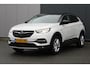 Opel Grandland X 1.2 Turbo Business Executive, Automaat, Stoelverwarming, Stuurwielverwarming, Trekhaak, Parkeersensoren, Camera