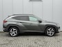 Hyundai Tucson 1.6 T-GDI HEV 230PK Comfort Smart Automaat / Navigatie / Climate control  / Stoelverwarming  / Adaptief cruise control  / Lichtmetalen wielen 19“ /