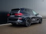 BMW X5 xDrive50e | Trekhaak | M Sport | Achteras besturing | Schuif-/kantel Pano | Softclose | Adapt. LED | Head-up | Stuurwielverwarming