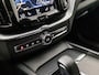Volvo XC60 2.0 B5 AWD Inscription Sport 251Pk Automaat (APPLE CARPLAY, GROOT NAVI, STUUR/STOELVERWARMING, MEMORY SEATS, LEDER, CAMERA, ADAPTIVE CRUISE, TREKHAAK ELEKTRISCH, KEYLESS, NIEUWE APK, NIEUWSTAAT)