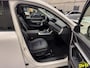 Mazda CX-60 2.5 e-SkyActiv PHEV Homura Plus | Alle packs | Rhodaium White Metallic | Pano | Trekhaak | Bose | ACC | 360 cam | Navi | HUD | Dodehoek | memory | Stoelverwarming | Stoelventilatie