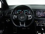 Volkswagen T-Roc R-Line 1.5 TSI 150 PK DSG | LED | Navigatie | Achteruitrijcamera | Stoelverwarming | Keyless | Elektrische Kofferbakklep |