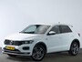 Volkswagen T-Roc R-Line 1.5 TSI 150 PK DSG | LED | Navigatie | Achteruitrijcamera | Stoelverwarming | Keyless | Elektrische Kofferbakklep |