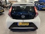 Toyota Aygo 1.0 VVT-i x-play Eerste Eig NAVI Achter uit rij Cam BJ 2015 !!!