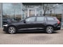 Volvo V60 B3 Essential 163pk | LED | Cruise | Climate | Navigatie | Camera | Carplay | Virtual |