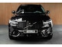 Volvo XC60 2.0 T6 Plug-in hybrid AWD HUD Panodak Leer Navi Camera Elektr. bedienbare achterklep Sfeerverlichting PDC LM velgen BTW auto! SPLINTERNIEUW!