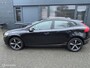 Volvo V40 Cross Country 1.6 T4 Momentum Aut. Navi ECC Cruise 18" Parkeer-hulp