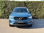 Volvo XC40 T5 Recharge Ultimate Dark | Panoramadak | H&K Audio | 360 Camera | Leder | All-Season