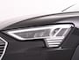 Audi E-tron e-tron 55 quattro advanced 95 kWh 408 PK | Navigatie | Leder | Memory stoel | Lichtmetalen velgen | Adaptive cruise control | Camera | Parkeersensoren | Elektrische Kofferklep |