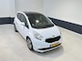 Kia Venga 1.4 CVVT ExecutiveLine | Pano | Camera | Navigatie | NL | 2 Eig | Stoelverwarming| stuur vervwarming |