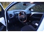 Toyota Aygo 1.0 VVT-i x-fun Airco | Cruise | Iso - fix | Dealer onderhouden garantie tot 2031 / 200.000 km