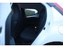 Toyota Aygo 1.0 VVT-i x-fun Airco | Cruise | Iso - fix | Dealer onderhouden garantie tot 2031 / 200.000 km