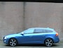 Volvo V60 2.0 T4 AUT Bus. Sport 12 MND garantie Schuifdak / Adaptive Cruis
