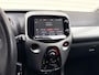 Toyota Aygo 1.0 VVT-i X * LEER * NAP PAS * STOELVERWARMING * BLUETOOTH *
