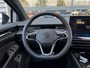 Volkswagen ID.7 Tourer Pro Limited Edition | Achterbank in ongelijke delen neerklapbaar incl. middenarmsteun en doorlaadmogelijkheid | Afstandscontrolesysteem (Front Assist), met voetgangers- en fietsersherkenning | Airconditioning automatisch, 2-zone (Climatronic)