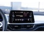 Volkswagen T-Roc 1.5 TSI 150pk Life Edition | Assistence Pakket Plus | Trekhaak Afneembaar