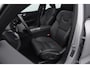 Volvo XC60 T6 350PK Automaat Plug-in hybrid AWD Plus Dark Panoramadak/ Cruise control/ Achteruitrijcamera/ Elektrisch bedienbare stoelen met geheugen/ Moritz leder/ Google infotainment/ Apple carplay/ Android auto/