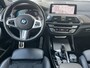 BMW X3 xDrive30e M-Sport Trekhaak Head Up Display Rondzicht Camera Adaptieve Led Koplampen Sfeerverlichting Navigatie Life Cockpit Professional 20 Inch Velgen Extra Getint Glas Apple Carplay Android Auto DAB Hoogglans Shadow Line Plug In Hybride 1e Eigenaar