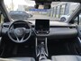 Toyota Corolla Cross 2.0 HYBRID 184PK FIRST-EDITION BLIND-SPOT ELEK-ACHTERKLEP KEYLESS LM-VELGEN PARK-SENSOREN APPLE/ANDROID STOELVERW DRAADLOOS-LADEN AD-CRUISE BLUETOOOTH DAB+
