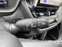 Toyota Corolla Cross 2.0 HYBRID 184PK FIRST-EDITION BLIND-SPOT ELEK-ACHTERKLEP LM-VELGEN KEYLESS PARK-SENSOREN STOELVERW DRAADLOOS-LADEN AD-CRUISE BLUETOOTH
