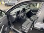Toyota Corolla Cross 2.0 HYBRID 184PK FIRST-EDITION BLIND-SPOT ELEK-ACHTERKLEP LM-VELGEN KEYLESS PARK-SENSOREN STOELVERW DRAADLOOS-LADEN AD-CRUISE BLUETOOTH