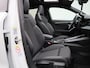 Audi A3 Sportback 40 TFSI e S edition l Adaptive cruise control l Glazen panoramadak l Stoelverwarming l Airco l Sonos premium 3D l Achteruitrijcamera l Head-up display l Optiekpakket zwart plus l Matrix koplampen l Lichtpakket ambient lighting