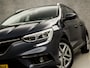 Renault Megane Estate 1.2 TCe Sport Automaat (APPLE CARPLAY, NAVIGATIE, CLIMATE, KEYLESS, STOELVERWARMING, SPORTSTOELEN, PARKEERSENSOREN, CRUISE, LM VELGEN, NIEUWSTAAT)