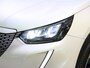 Peugeot e-2008 SUV Allure 50 kWh | Schuifdak | Keyless Entry | Stoelverwarming | 18 inch Velgen