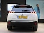 Peugeot e-2008 SUV Allure 50 kWh | Schuifdak | Keyless Entry | Stoelverwarming | 18 inch Velgen