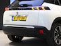 Peugeot e-2008 SUV Allure 50 kWh | Schuifdak | Keyless Entry | Stoelverwarming | 18 inch Velgen