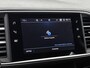 Peugeot 308 Blue Lease Active 110pk | Navigatie | Climate Control | Cruise Control | Parkeersensoren v+a | Armsteun | Elektrisch inklapbare spiegels | Bluetooth | Apple Carplay / Android Auto | DAB+ radio | Automatisch dimlicht | Regensensor | 16" lichtmetalen velgen |