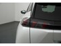 Peugeot e-2008 EV GT Pack 50 kWh 3 Fase | Adaptieve Cruise Control | Elektrisch Panoramadak | Stoelverwarming | Keyless | Parkeer Camera | Navigatie |