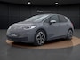 Volkswagen ID.3 First Plus 58 kWh | Navigatie | Carplay | Camera | ACC |  Stoelverwarming | 19" |