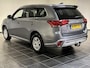 Mitsubishi Outlander 2.4 PHEV Pure | Apple Carplay/Android Auto | Stoelverwarming | Camera
