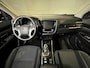 Mitsubishi Outlander 2.4 PHEV Pure | Apple Carplay/Android Auto | Stoelverwarming | Camera