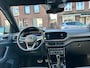 Volkswagen T-Cross 1.5 TSI STYLE BNS  R-LINE van binnen en buiten