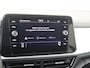 Volkswagen T-Roc 1.0 TSI Life Business | Parkeerassistent | Digital cockpit Pro | Dodehoek detectie | Adaptieve cruise control | Achteruitrijcamera | Stoelverwarming | Navigatie |