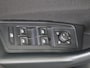 Volkswagen T-Roc 1.0 TSI Life Business | Parkeerassistent | Digital cockpit Pro | Dodehoek detectie | Adaptieve cruise control | Achteruitrijcamera | Stoelverwarming | Navigatie |