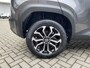Toyota Yaris Cross 1.5 Hybrid 115 First Edition ALL-SEASON STOEL/STUURVERW KEYLESS DRAADLOOS-LADEN APPLE/ANDROID CAMERA AD-CRUISE LM-VELGEN BLUETOOTH DAB+