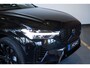 Volvo XC60 2.0 T6 Plug-in hybrid AWD Plus Black Edition | Verwacht Nov. 2025 | Luchtvering | Head-Up Display | 360º Camera | Schuif/Kantel-Panoramadak | Google Infotainment | 21" Lichtmetalen Wielen |