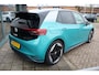 Volkswagen ID.3 First Max 58 kWh | Achteruitrijcamera | Hill hold functie | Keyless entry