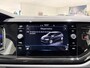 Volkswagen Polo 1.0 TSI Life 95 PK DSG | Apple Carplay | Adaptive cruise control | Travel assist | Multimedia pakket | Comfort pakket | Deep Black | Regensensor | Start/stop systeem |