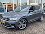 Volkswagen Tiguan 1.5 TSI ACT Highline Business R | Trekhaak | Pano | Stoelverwarming | Dodehoek Detector