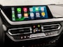 BMW 2-serie Gran Coupé 218i Sport Automaat (APPLE CARPLAY, M STUUR, GROOT NAVI, LEDER, GETINT GLAS, SFEERVERLICHTING, SPORTSTOELEN, DAB+, CRUISE, LED KOPLAMPEN, NIEUWSTAAT)