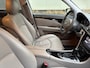 Mercedes-Benz E-klasse 240 Elegance / AUTOMAAT / LEER / NAVI / CRUISE