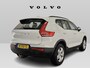 Volvo XC40 1.5 T2 Momentum Core LED | Stoel verwarming | Stuurwiel verwarming | Climate | Camera | Apple/Android | parkeersensoren achter | Trekhaak | Volvo on Call |