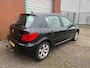 Peugeot 307 2.0-16V XT Automaat Clima Bj:2007