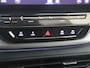 Volkswagen ID.4 Pro 77 kWh | Achteruitrijcamera | SoH 89%| Stoelverwarming | Luxe bekleding | Adaptieve cruise control | Navigatie | CarPlay | Sfeerverlichting |