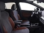 Volkswagen ID.4 Pro 77 kWh | Achteruitrijcamera | SoH 89%| Stoelverwarming | Luxe bekleding | Adaptieve cruise control | Navigatie | CarPlay | Sfeerverlichting |
