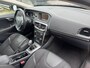Volvo V40 1.6 T3 Momentum CAMERA CRUISE KEYLESS TREKHAAK ORIG NL NAP